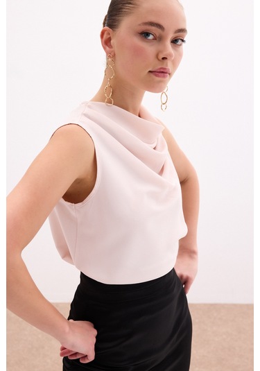 Sateen Degaje Yaka Kolsuz Bluz - Pudra-136017 Pudra