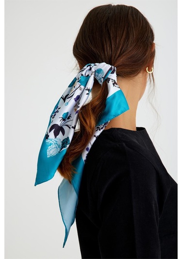 Beyaz Bandana Fular Saten Kumaş Çiçek Desenli 1014 42 Beyaz
