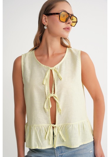 4717 Kadın Önü Bağcıklı Fırfırlı Kolsuz Keten Bluz Sarı Sari