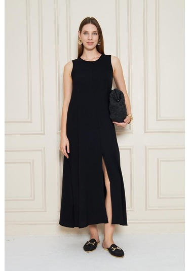 Kadın Sıfır Kol Aerobin Kumaş A Kesim Yırtmaçlı Maxi Yazlık Elbise 3760330 Siyah