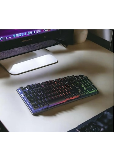 Rutter GK100 RGB LEDIşıklı Kablolu Oyuncu Q Klavye