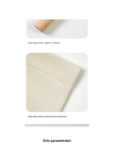 Aurora Pencerenin Yanına Bir Kedi, Bir Manmaçer Evesi Ve Yatağı