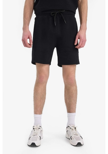 DeFacto Slim Fit Dar Kesim Dar Paça Basic Düz Şort B8674AX25SPBK81