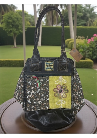 Kaliteli Eskitme Organik Vintage Salaş Desenli Günlük Gezi Seyahat Plaj Kadın Omuz El Çantası M Siyah Kahve Kaliteli Eskitme Organik Vintage Salaş Desenli Günlük Gezi Seyahat Plaj Kadın Omuz El Çantası M Siyah Kahve