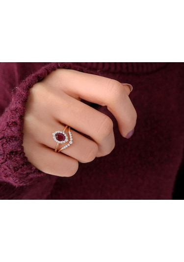 Sirius Pırlanta Ve Oval Yakut Taşlı Alya Yüzük 0842R0019