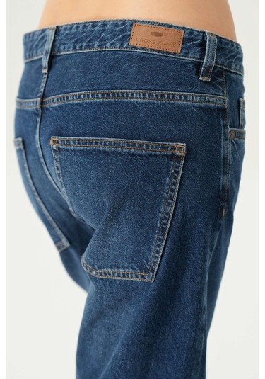 Koyu Mavi Düşük Bel Patı Fermuarlı Slim Fit Jean Pantolon C 4934-006 Koyu Mavi