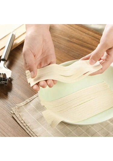 Geeroyoo Ev Yapımı Makarna İçin Pratik Rulo Kesici: Çok Amaçlı Mutfak Aleti