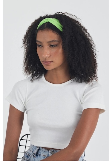 Beyaz Kısa Kol Bisiklet Yaka Vücuda Oturan Kaşkorse Crop + Bandana Set %100 Pamumklu, Esnek Rahat Beyaz-fıstık Yeşili