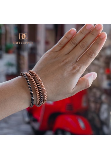 El Yapımı Şık Tasarım Kalın Dövülmüş Saf Bakır Bilezik Bakır Takı Bilekliği Işıklı Kutulu 4 Lü Set Bakır