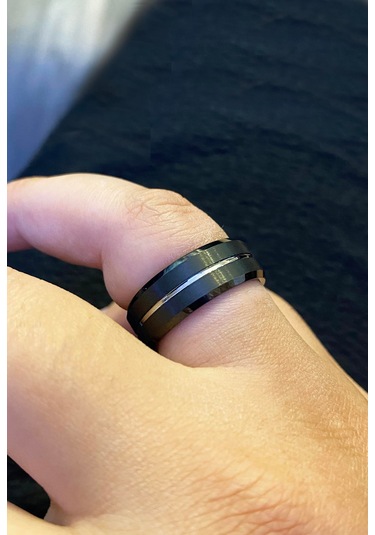 Erkek Siyah Renk Gümüş Çizgi Detay Tungsten Yüzük Siyah
