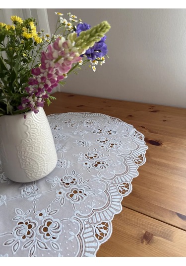 Best Price 34 Masa İçin Oval Beyaz Bez 450983913 Beyaz