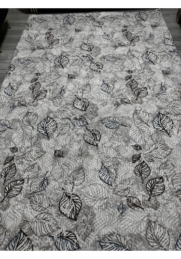 Sarar 6m² Lastiksiz Halı Örtüsü Çok Renkli