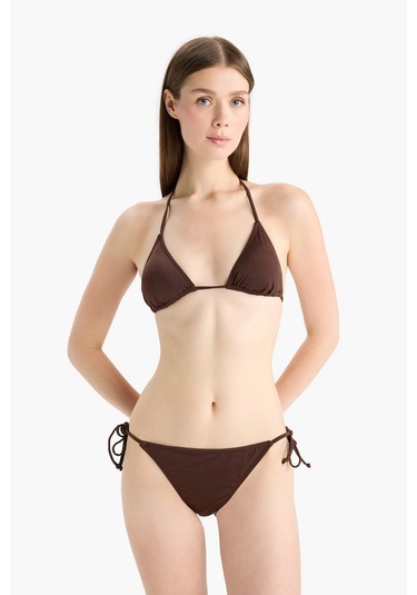 DeFacto Regular Fit Üçgen Bikini Üstü-Fall in Love T3666AZ25SMBN341 DeFacto Regular Fit Üçgen Bikini Üstü-Fall in Love T3666AZ25SMBN341