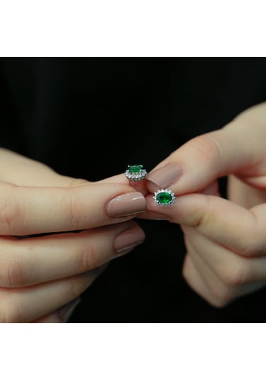 Lova Pırlantalı Oval Zümrüt Anturaj Küpe -  3040013