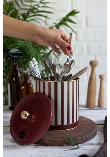 Festival Desenli Yuvarlak Metal Saklama Kabı 14 X 15 Cm, 2,1 Lt