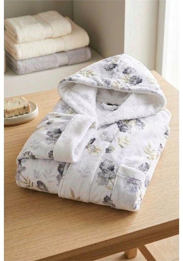 Soft Petal Pamuklu Desenli Kapşonlu Bornoz Beyaz Çiçekli