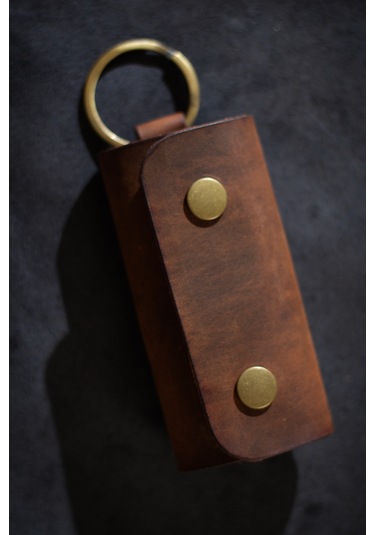 Kişiye İsme Özel İsimli Hakiki Deri Çıtçıtlı Anahtarlık Camel