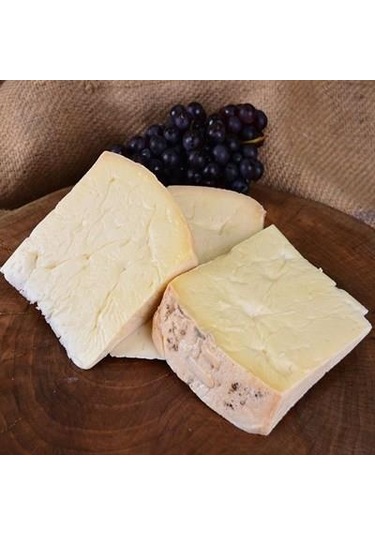 Gurmepark Mut Eski Kaşar Peyniri 1 KG
