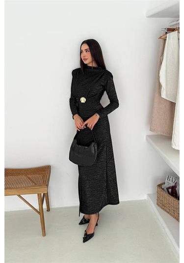 Neşeli Butik Kadın Kol Vatkalı Toka Detaylı Drapeli Maxi Elbise Nbk4358 Siyah