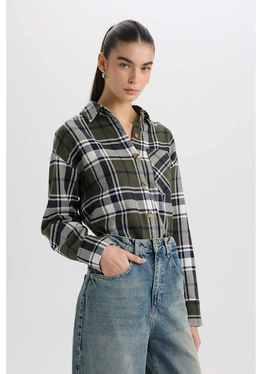 DeFacto Kareli Flanel Uzun Kollu Oduncu Gömlek R3725AZ24WNKH117 Haki DeFacto Kareli Flanel Uzun Kollu Oduncu Gömlek R3725AZ24WNKH117 Haki