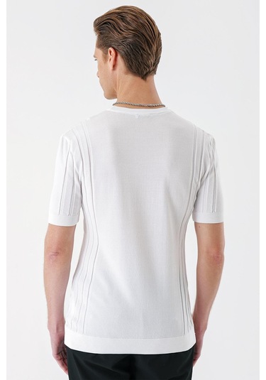 Slim Fit Bisiklet Yaka Kısa Kol Beyaz Triko Tr 869 Beyaz