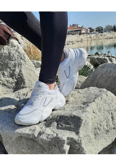 Dunlop 2323 Beyaz Fuspetli Kalın Taban Spor Ayakkabı AYKSAYAK-000500