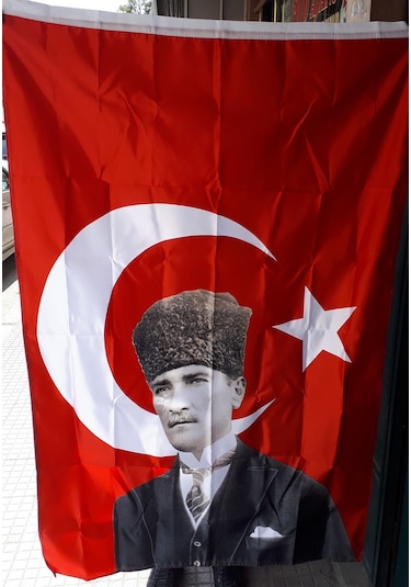Bayrak Türk Bayrağı Atatürk'lü 100CM X 150CM Saten Kumaş+ 4 Mt