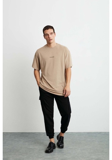 Rıver Erkek Oversize Fit Önü Nakışlı %100 Pamuklu Bej T-shirt