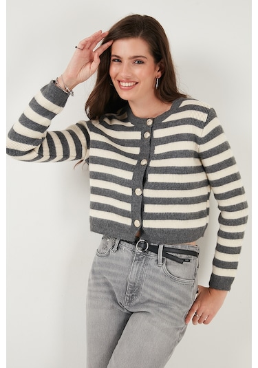 Lela Çizgili Oversize Fit Bisiklet Yaka Düğmeli Crop Triko Bayan Hırka 4615567 Gri
