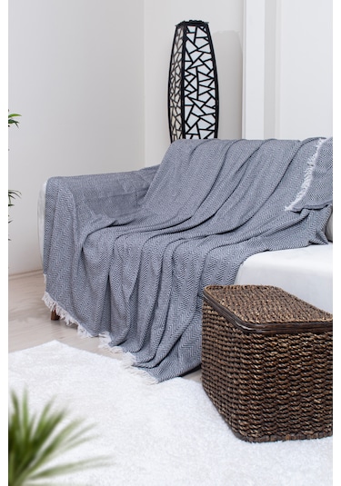 Pamuklu Zikzak Desenli Püsküllü Koltuk Örtüsü 170x210 Cm Dekoratif Ve Çok Amaçlı Siyah
