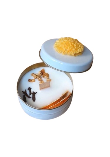 Uretti - Ayşe 7362 0535 El Yapımı Bitkisel Kokulu Metal Kutuda Mum - 3 X 7 Cm Beyaz