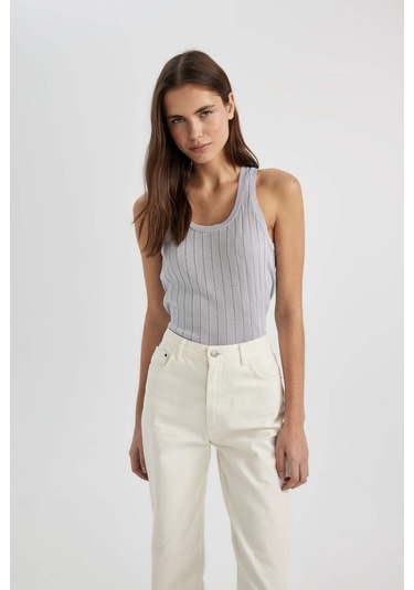 DeFacto Regular Fit Yuvarlak Yaka Triko Atlet C7373AX24SMPR242