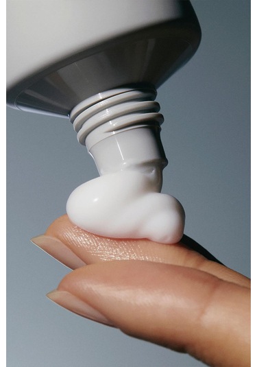 Rhode Cilt Bariyerini Destekleyici Nemlendirici Yüz Kremi 50ml