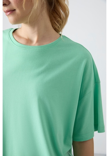 Tommy Life Su Yeşili Penye Modal Yumuşak Tuşeli Oversize Fit Basic Kadın T-shirt- 97285 Su Yeşili