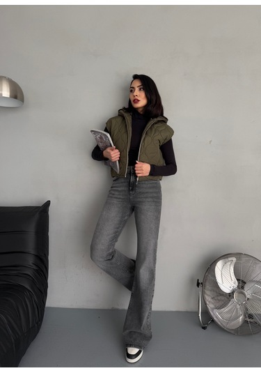 Kadın Cepli Kapitone Kapüşonlu Crop Yelek Haki