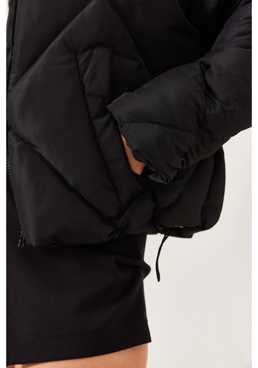 Shade Kadın Oversize Şişme Mont 10191065 - Siyah