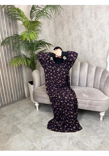 Guleisat Hidjab Namaz Kılmak İçin Tesettür Elbisenin Üzerinde Örtünmelidir. Türbanlı Ve Tesettürlü Tasarım, Açık Mavi