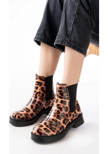 02-2137 Leopar Lastikli Günlük Kadın Bot Çok Renkli