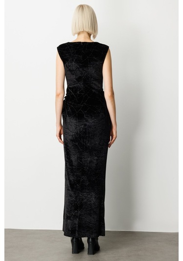 Ekol Kadın Metal Aksesuarlı Simli Kadife Elbise 4085 Siyah Siyah