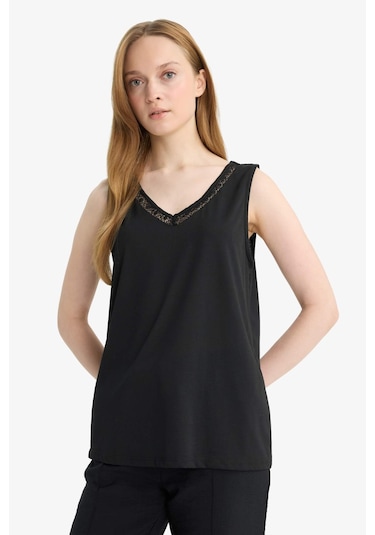 Defacto Dantel Detaylı V Yaka Atlet F9396ax25hsbk27 Siyah