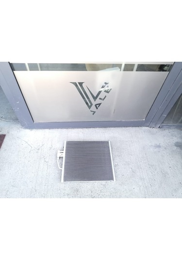 Bmw 5 Serisi A/c Radyatörü Yan Sanayi E39.09/97 -64538391647