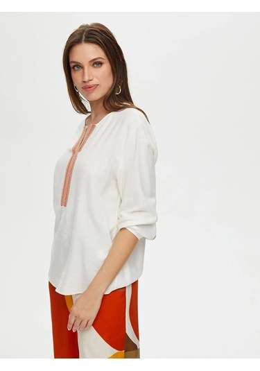 Faik Sönmez Yakası Nakışlı 3/4 Kol Ketenli Kadın Bluz Us25blz020 Ekru