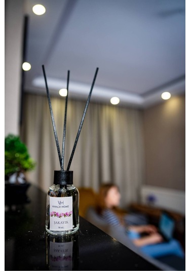 Vivaldi Home Şakayık Çiçeği Çubuklu Oda Kokusu Esansiyel Uçucu Yağ 50 ML