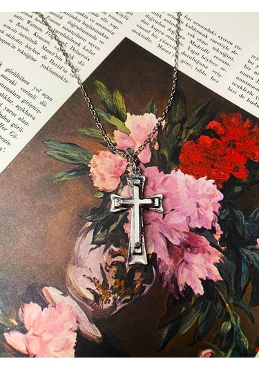 Üç Boyutlu Gümüş Kaplama Gotik Haç Kolye Çok REnkli