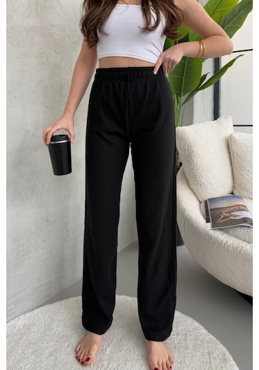 Kadın Siyah Yüksek Bel Fitilli Bol Paça Günlük İnce Eşofman Altı