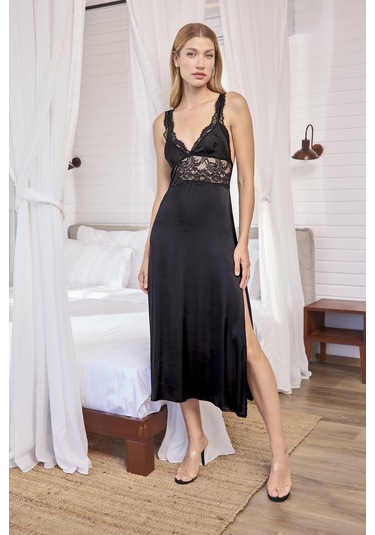 Monamise Kadın Göğüs Ve Sırt Dekolteli Dantelli Ve Yırtmaçlı Gecelik 18610 Siyah