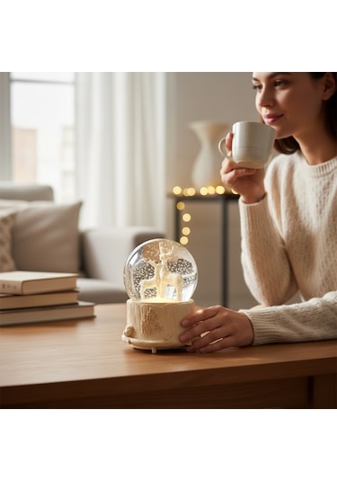 Yılbaşı Noel Geyik Büyük Boy Kar Püskürtmeli Işıklı Ve Müzikli Kar Küresi