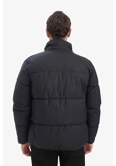 Defacto Slim Fit Dik Yaka Astarlı Fermuarlı Su Geçirmez Siyah Erkek Mont C5631ax/bk27 Siyah