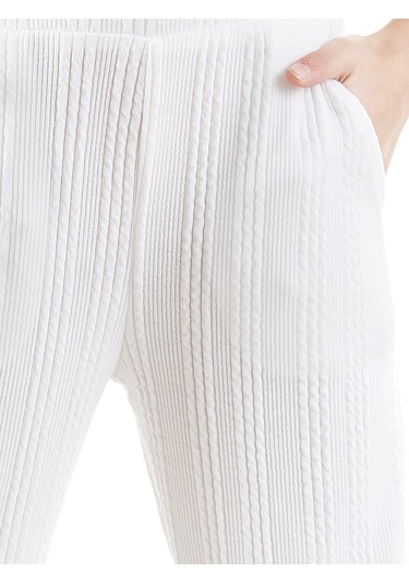 Denokids Kız Çocuk Boru Paça Ekru Basic Eşofman Altı Renkli Ekru