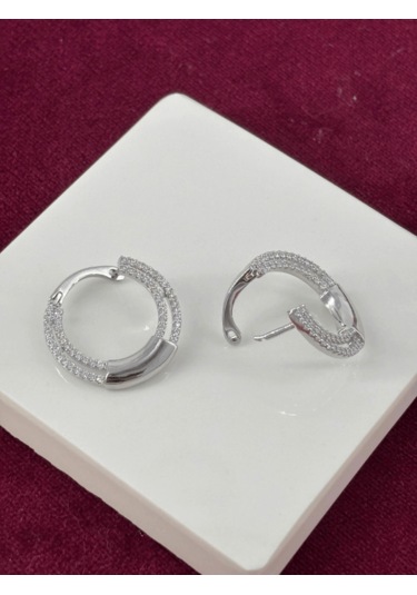 Yarısı Taşlı Yarısı Parlak Gümüş Renkli Halka Şekilli Silver Küpe Silver